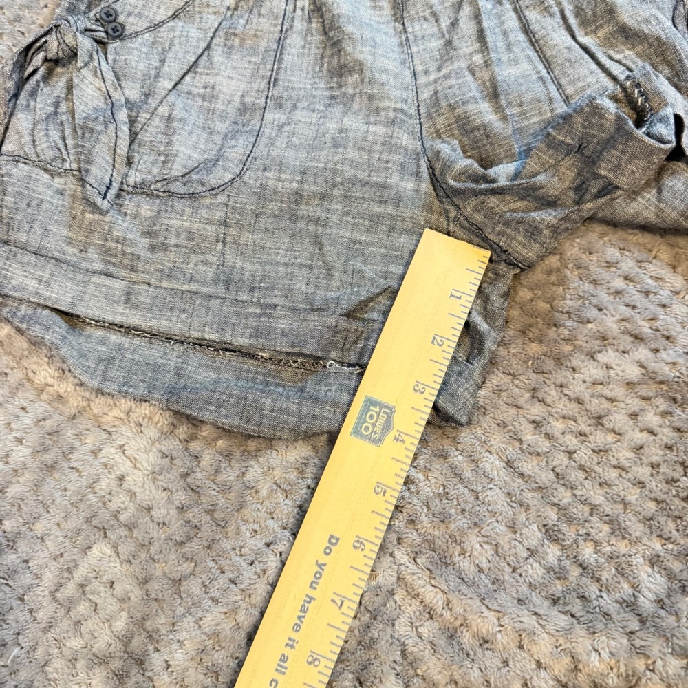 Candies Womens Smocked Waist Shorts Blue Chambray Side Tie CC41C04D Size 7 NWT - Picture 3 of 9